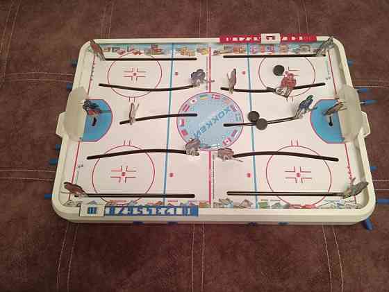 Настольный хоккей 