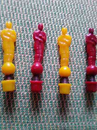 Футболисты и ворота для футбола 