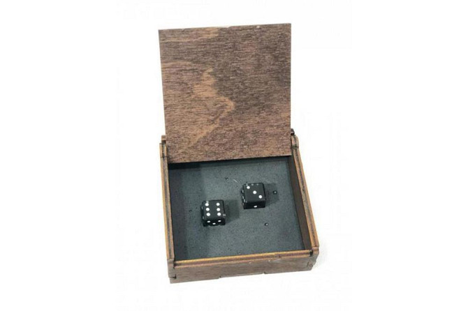 Набор костей из черного обсидиана в шкатулке  - изображение 1