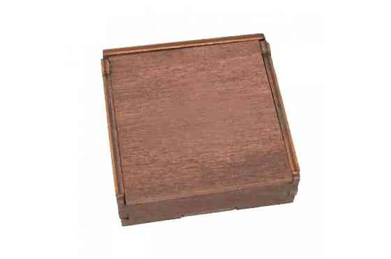 Набор костей из коричневого обсидиана в шкатулке 