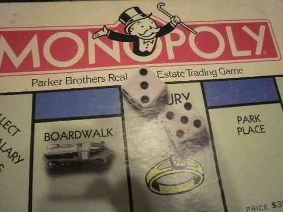 Monopoly Parker c 8-ми лет и старше... 