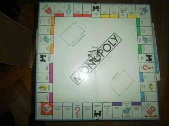 Monopoly Parker c 8-ми лет и старше... 