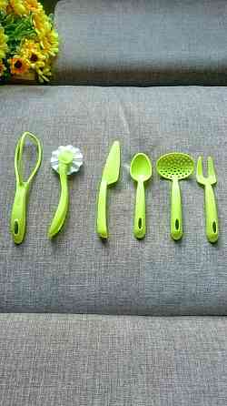 Набор столовый + подарок 