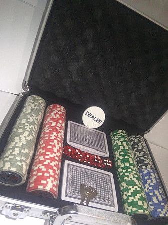 Покерный набор 200 фишек. ♥️♣️♦️♠️  - изображение 3