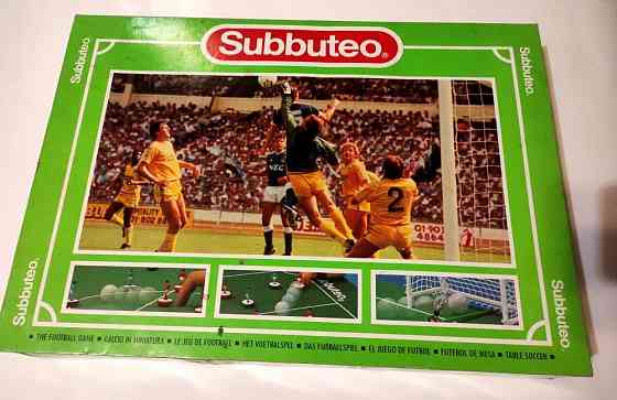 Настольная игра футбол subbuteo 