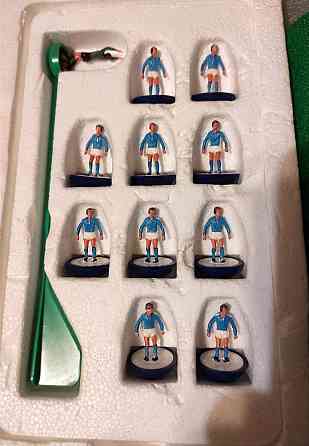 Настольная игра футбол subbuteo 