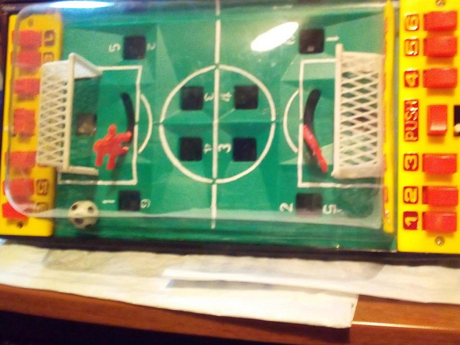 Настольный футбол (кнопочный)  - изображение 2