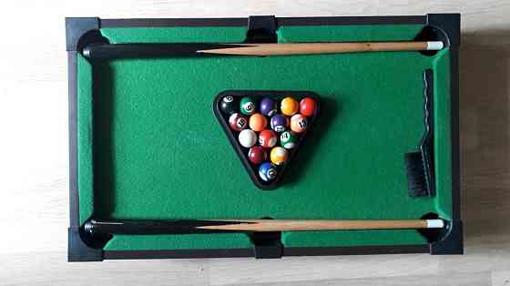 Настольный бильярд 