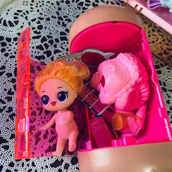 Игрушка LOL капсула 