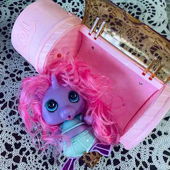 Игрушка LOL капсула 