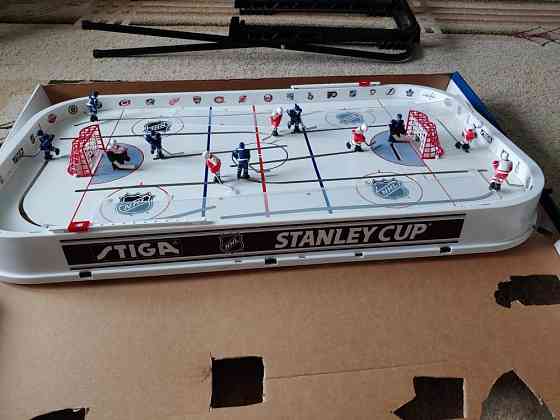 Настольный хоккей 