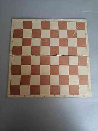 Шахматно-шашечная доска + Игра. Цена за всё 