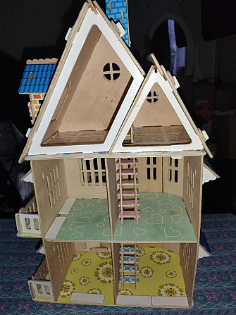 Домик кукольный бу, обмен  - изображение 1