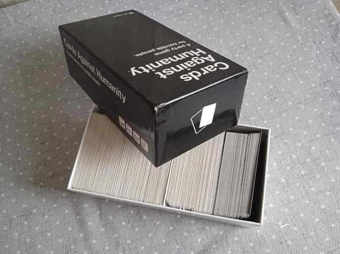 Cards Against Humanity настольная игра на английс  - изображение 2
