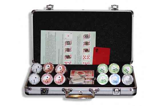 Набор для покера Royal Flush на 300 фишек 