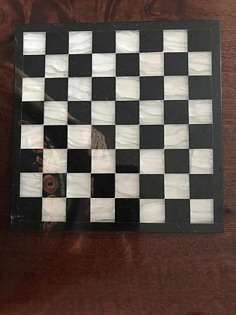 Шахматная доска из камня.  - изображение 2