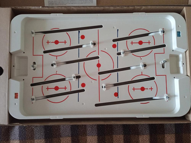 Игрушка хоккей. Новая, полный комплект  - изображение 2