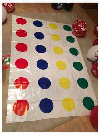 Напольная игра Twister 
