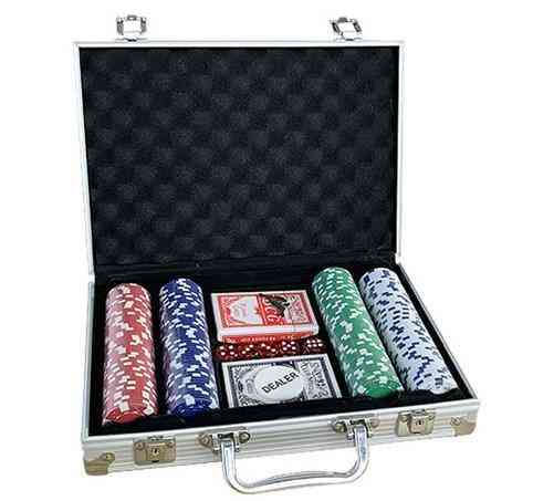 Покер (Poker game set) на 200 фишек в кейсе 