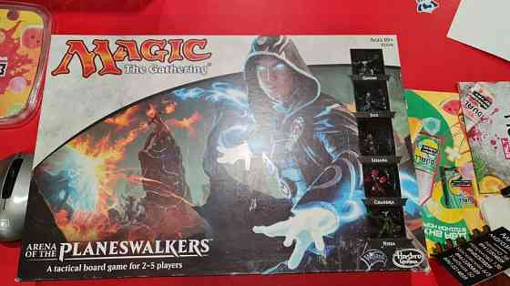 Magic the Gathering: Planes-walkers с миниатюрами 