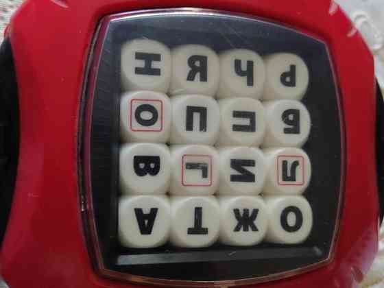 Игра отгодай слово Boggle 