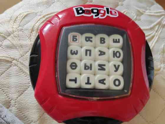 Игра отгодай слово Boggle 