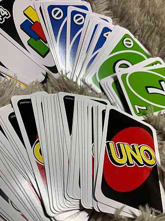 Настольная игра “UNO” 